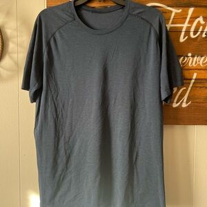 lululemon athletica Dark Blue Short Sleeve Tee
Mens Large
